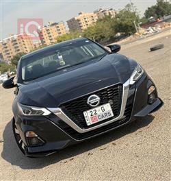 نيسان ألتيما